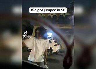 Des femmes dans un taxi autonome crient alors que des hommes attaquent le véhicule à San Francisco