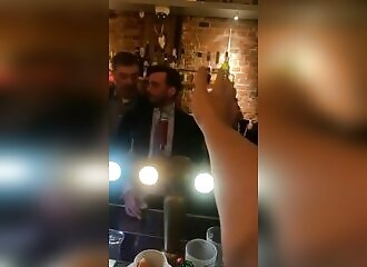 Conservative politician hits with bottle in bar