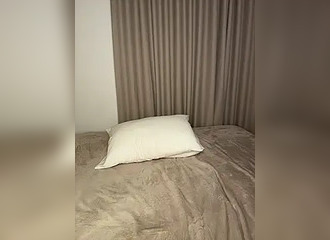 Join her in LIVE !