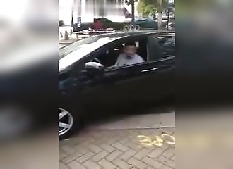 Voler le drapeau de Donald Trump n’est pas toujours une bonne idée