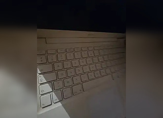 Join her in LIVE !