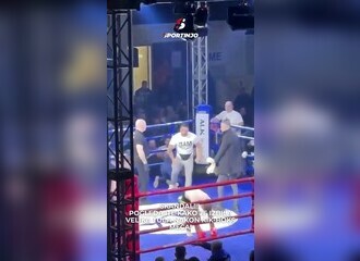 Il gagne par KO et se fait lyncher sur le ring par la foule